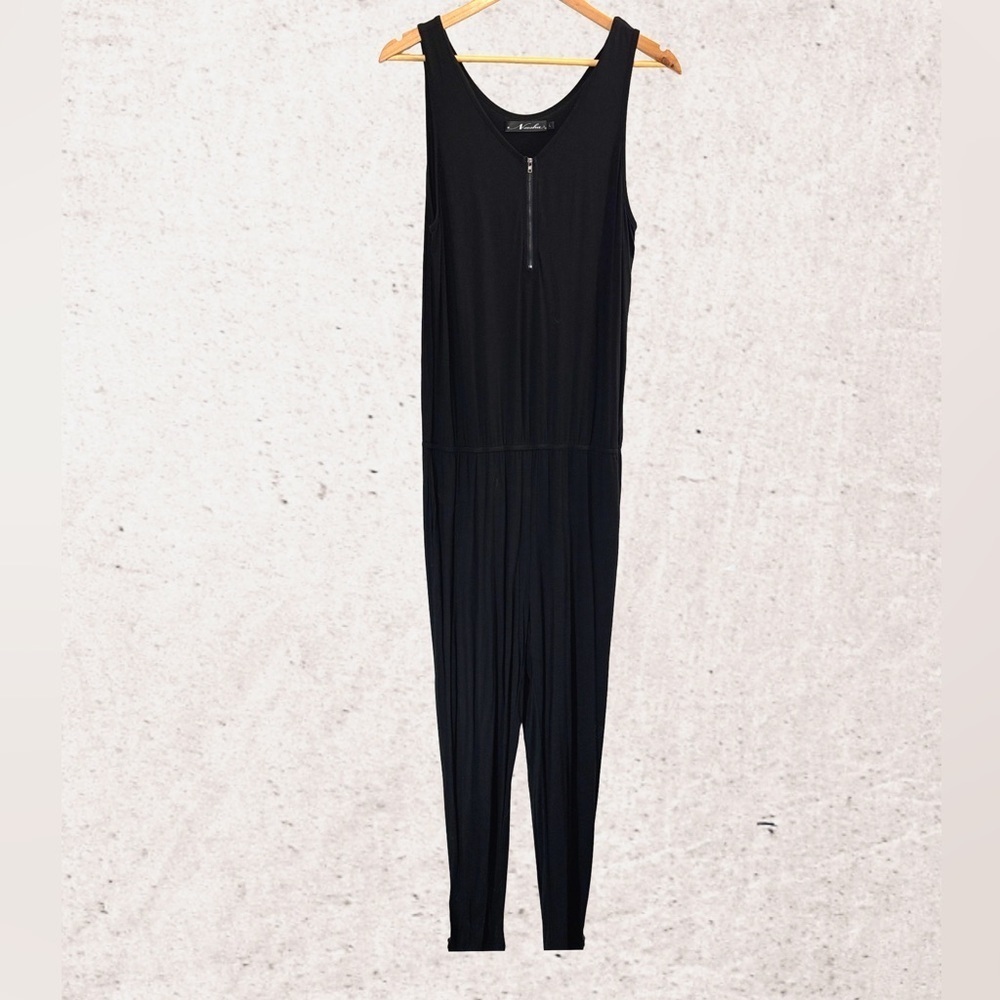 Sleek Black Form-Fitting Jumpsuit with Scoop Neckline